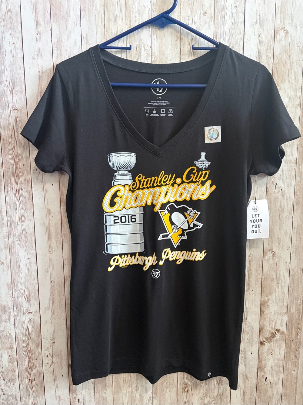 47 Brand Pittsburgh Penguins Black V-Neck Stanley Cup Champions Tee
